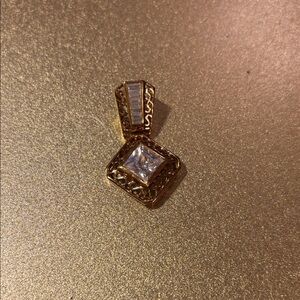 Lia Sophia Showtime Pendant